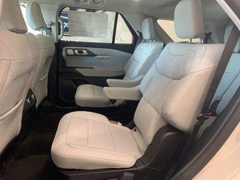 New 2026 Ford Explorer Platinum AWD/4WD image 44
