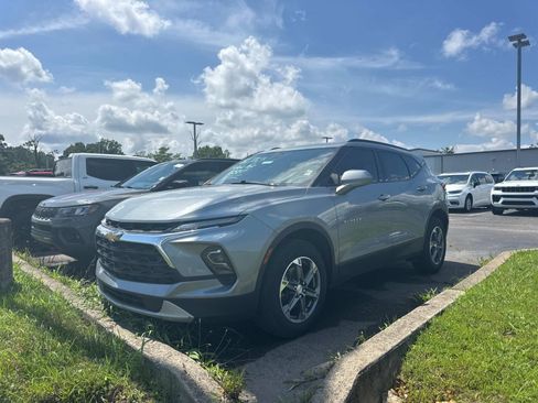 Used 2023 Chevrolet Blazer LT w/ Convenience Package AWD/4WD image 6
