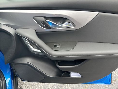 New 2026 Chevrolet Blazer LT w/ Convenience Package image 32