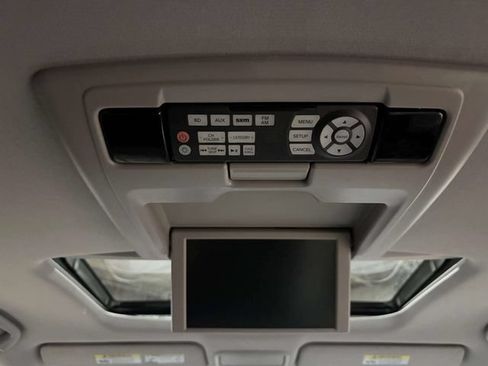 Used 2016 Honda Pilot Touring image 22
