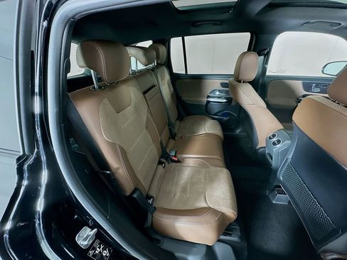 New 2026 Mercedes-Benz GLB 250 image 25
