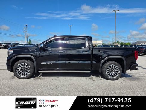 Used 2025 GMC Sierra 1500 Denali Ultimate AWD/4WD image 4