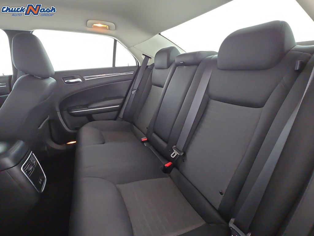 Used 2022 Chrysler 300 Touring w/ Sport Appearance Package AWD/4WD image 29