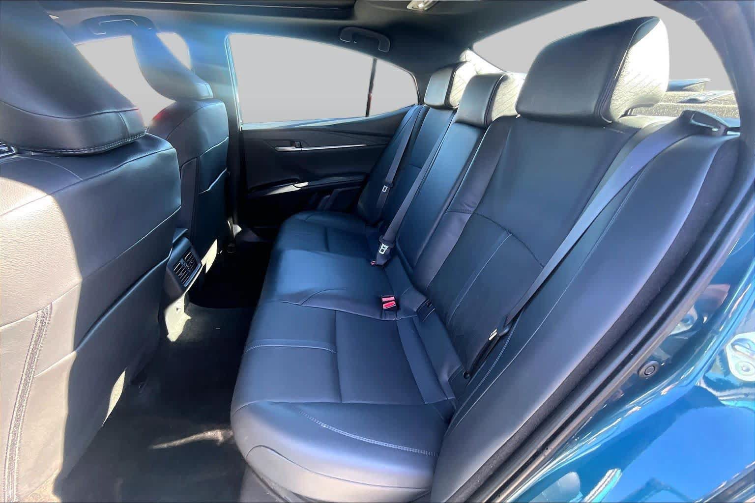 Used 2025 Toyota Camry XSE AWD/4WD image 20