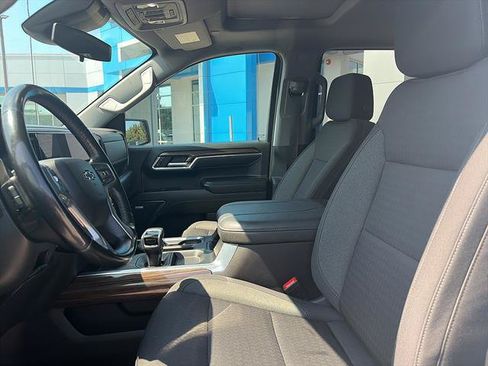 Used 2023 Chevrolet Silverado 1500 LT Trail Boss w/ Convenience Package II AWD/4WD image 10
