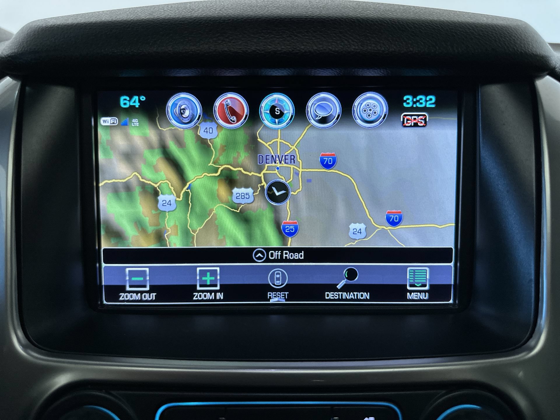Used 2018 Chevrolet Suburban LT AWD/4WD image 21