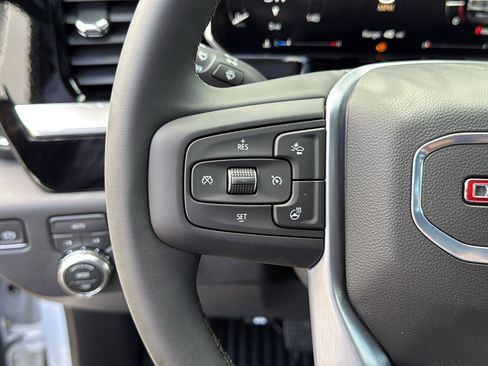 New 2026 GMC Sierra 1500 Elevation image 11