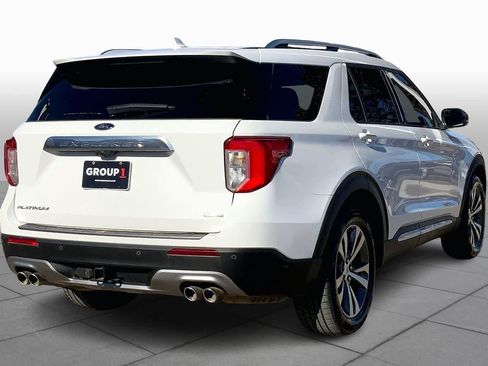 Used 2020 Ford Explorer Platinum w/ Premium Technology Package image 24