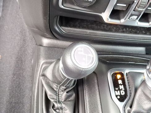 New 2025 Jeep Gladiator Sport image 14