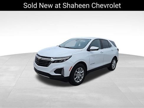 Used 2022 Chevrolet Equinox LT w/ LPO, Floor Liner Package image 7