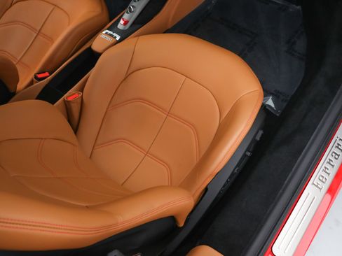 Certified 2019 Ferrari 488 GTB image 22