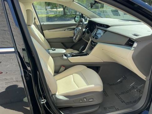 Used 2020 Cadillac XT5 Premium Luxury AWD/4WD image 33