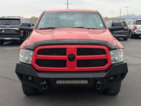 Used 2018 RAM 1500 ST w/ SXT Appearance Group AWD/4WD image 11