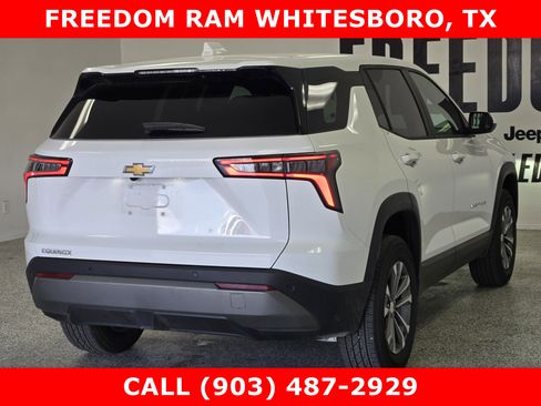Used 2026 Chevrolet Equinox LT FWD image 3