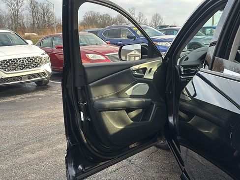 Used 2024 Acura RDX w/ Technology Package image 11