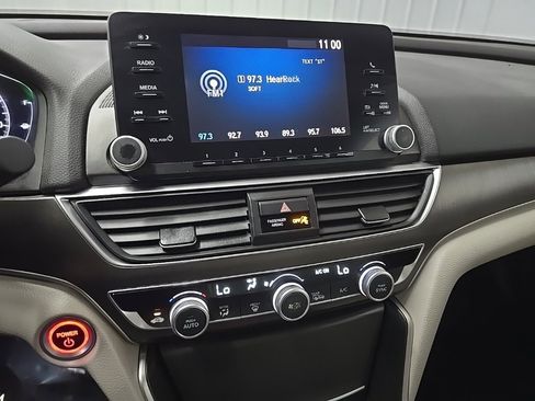 Used 2018 Honda Accord Hybrid image 24