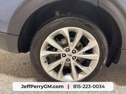 Used 2021 Ford Explorer Platinum w/ Equipment Group 601A AWD/4WD image 33