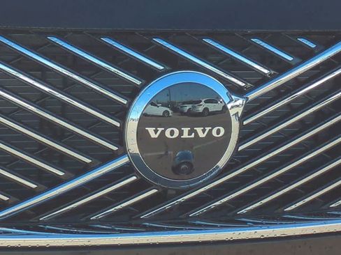 Used 2026 Volvo XC90 B6 Plus w/ Protection Package Premier AWD/4WD image 10