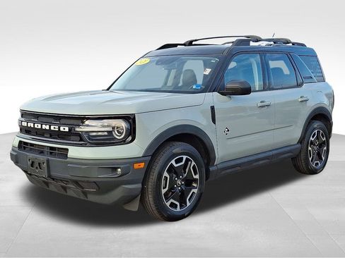 Used 2021 Ford Bronco Sport Outer Banks image 3