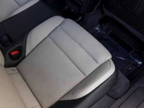 Certified 2022 Porsche Taycan 4 Cross Turismo image 62