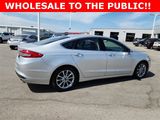 Used 2017 Ford Fusion SE w/ Fusion SE Technology Package image 2