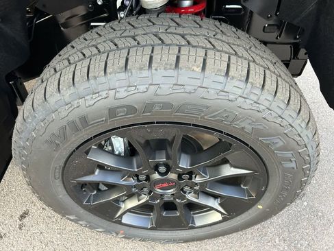 Used 2024 Toyota Tundra Limited image 10