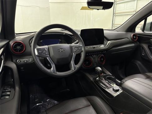 Certified 2023 Chevrolet Blazer RS w/ Driver Confidence II Package image 19