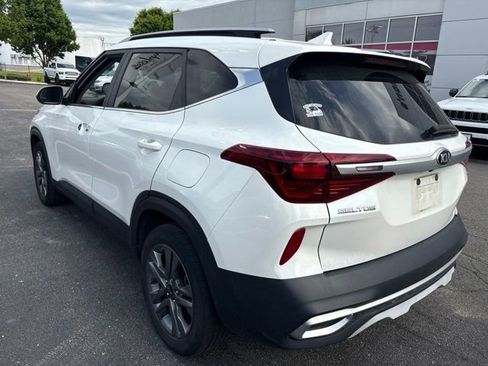 Used 2021 Kia Seltos S FWD image 9