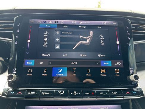 Used 2023 Jeep Grand Wagoneer Series III AWD/4WD image 68
