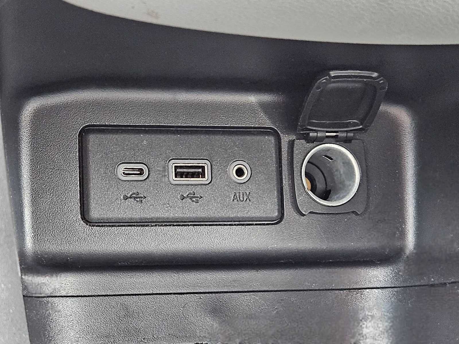 Used 2022 Chevrolet Equinox LS w/ LS Convenience Package FWD image 18