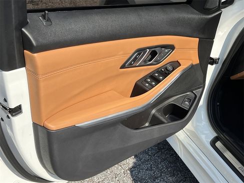 Used 2020 BMW 330i Sedan w/ Convenience Package image 7
