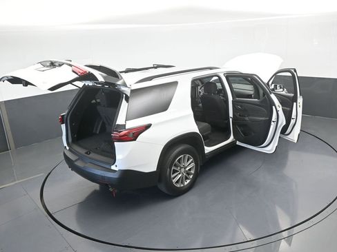 Used 2023 Chevrolet Traverse LT image 72