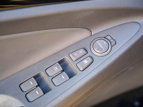 Used 2013 Hyundai Sonata Limited image 19