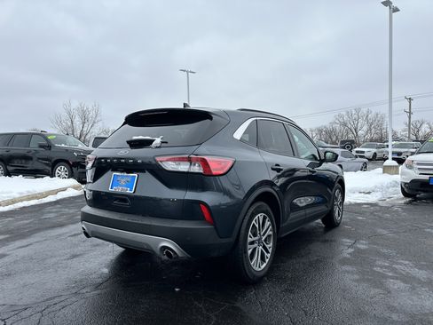 Used 2022 Ford Escape SEL w/ Technology Package image 3