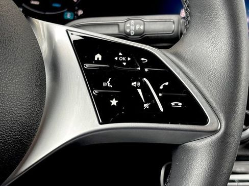 Certified 2026 Mercedes-Benz GLB 250 4MATIC image 30