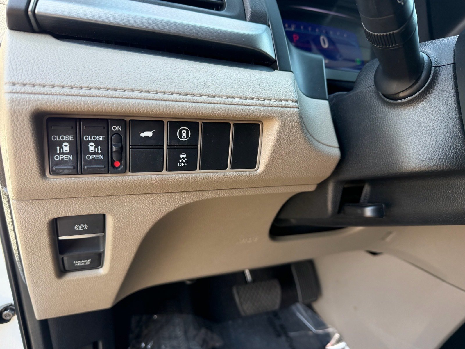 Used 2021 Honda Odyssey EX-L image 25