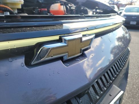 New 2026 Chevrolet Equinox EV LT image 30