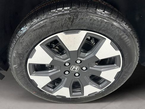 New 2026 Honda Pilot Touring image 14