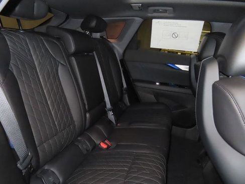 New 2026 Cadillac Optiq V image 19