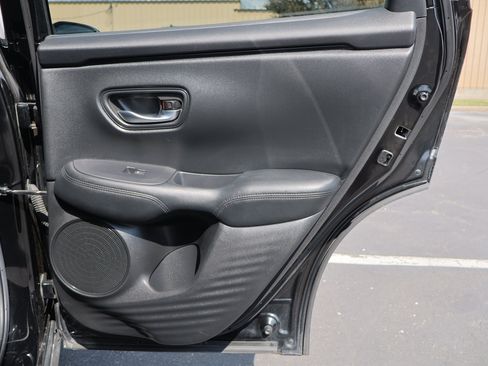 Used 2024 Honda HR-V LX image 26
