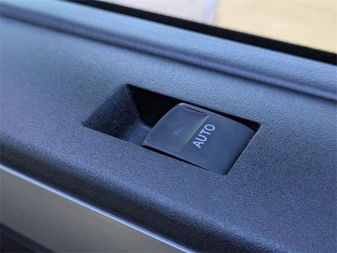 Used 2024 Toyota 4Runner SR5 Premium image 34