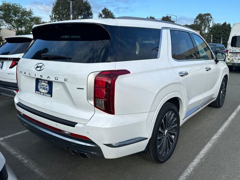 Used 2023 Hyundai Palisade Calligraphy w/ Cargo Package AWD/4WD image 5