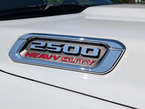 Used 2024 RAM 2500 Big Horn w/ Off Road Package AWD/4WD image 16