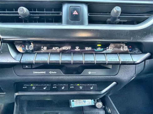 Used 2020 Lexus UX 250h w/ Premium Package image 17