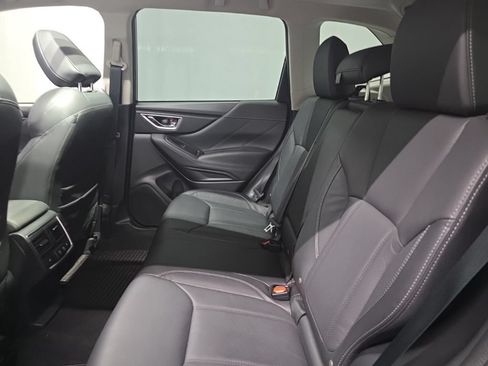 Used 2023 Subaru Forester Touring AWD/4WD image 10