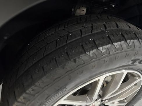 Used 2019 GMC Acadia SLE w/ Driver Alert Package I AWD/4WD image 42