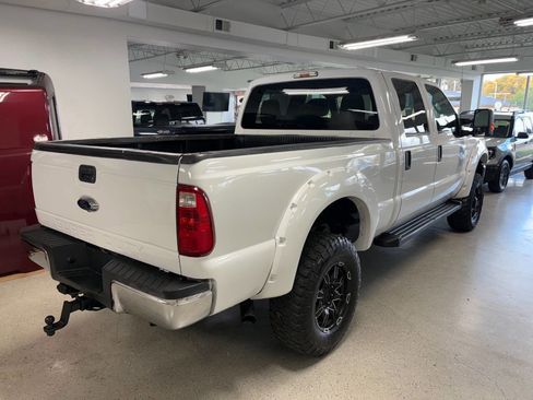 Used 2016 Ford F250 XLT w/ Camper Package image 7