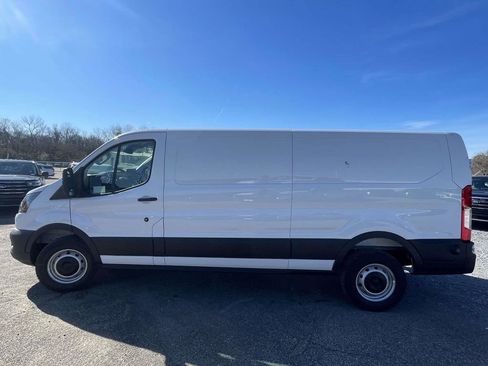 New 2026 Ford Transit 150 Low Roof w/ Load Area Protection Package RWD image 6