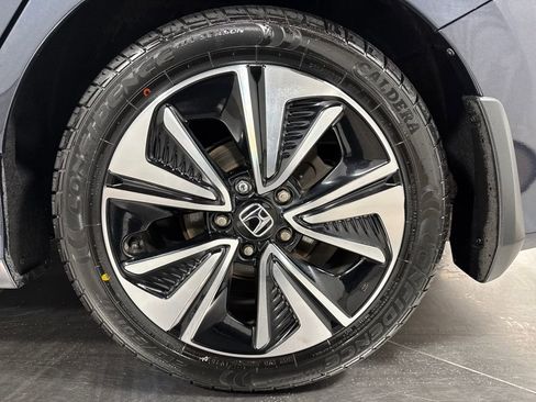 Certified 2017 Honda Civic EX-T image 12