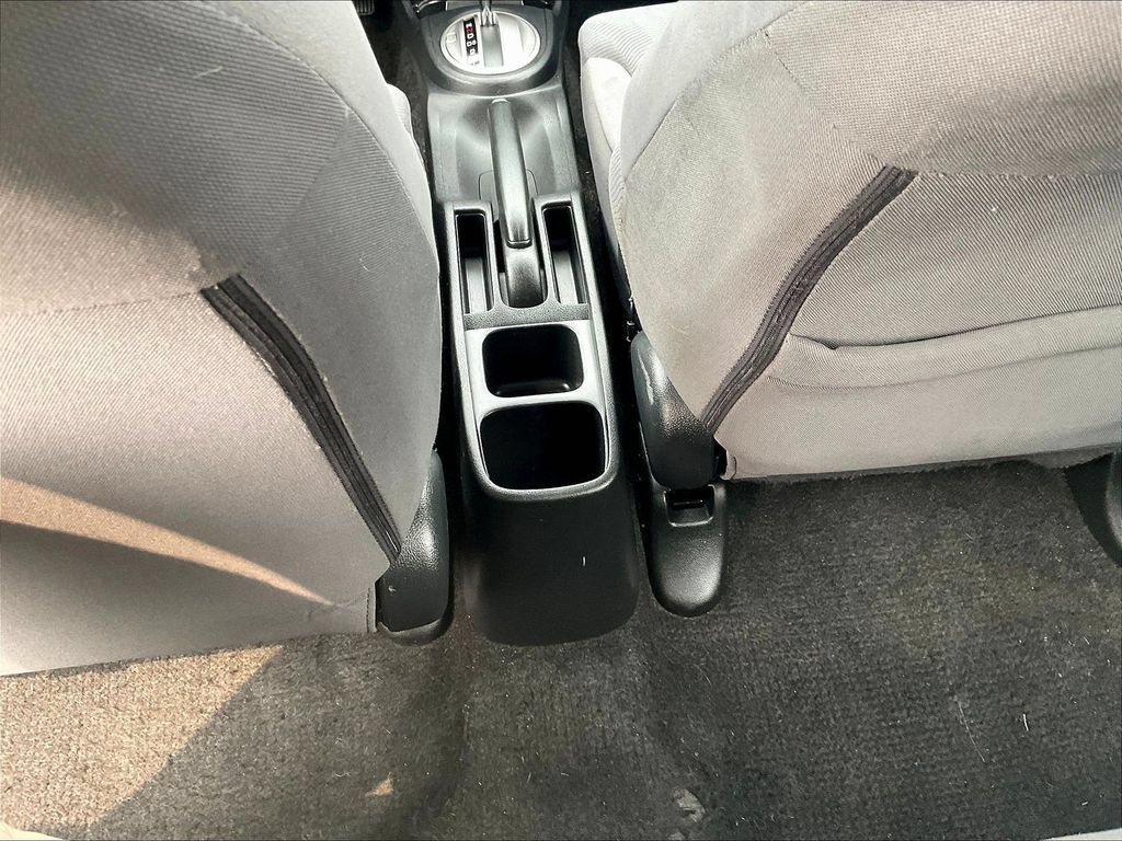 Used 2010 Honda Fit image 10